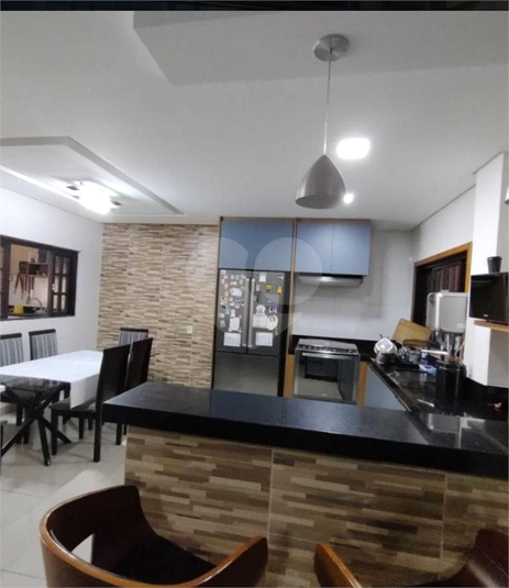 Foto REO1119304