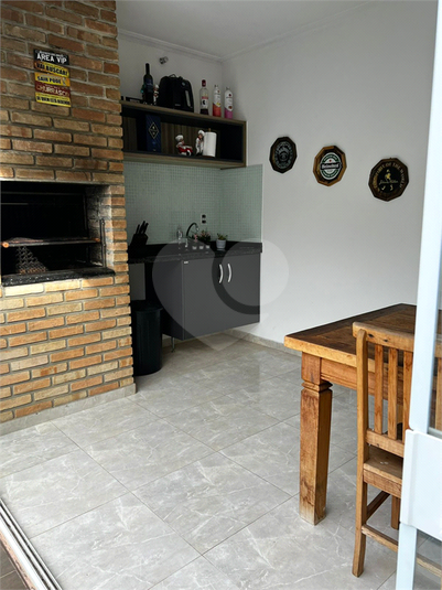 Foto REO1119305