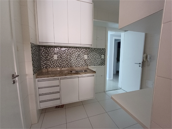Foto REO1119306