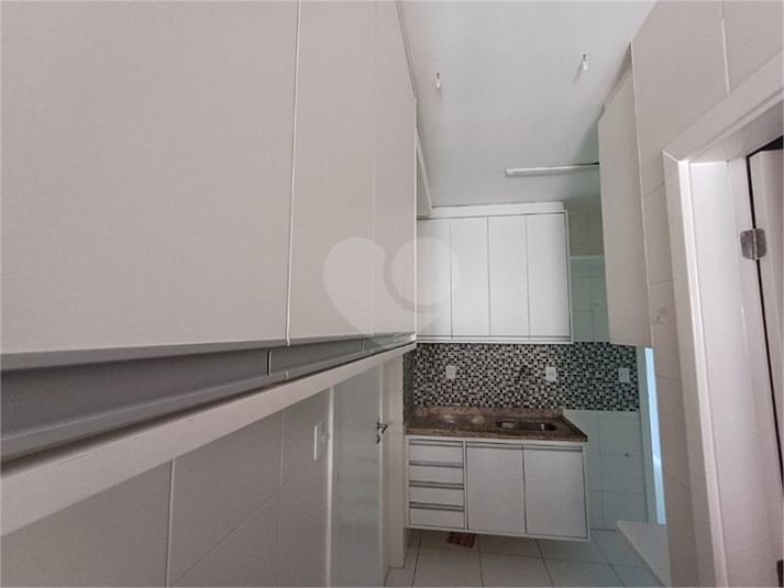 Foto REO1119306