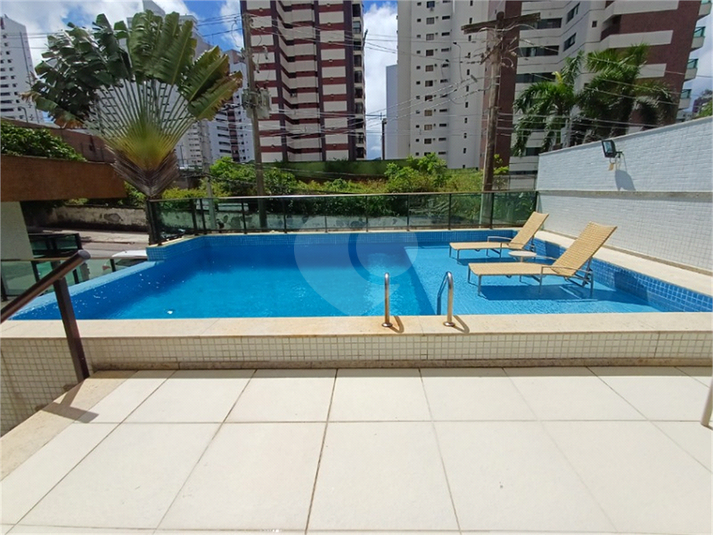 Foto REO1119306