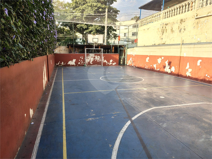 Foto REO1119335