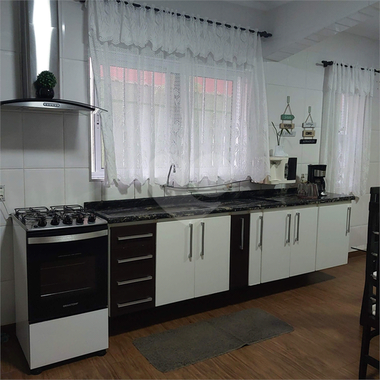 Foto REO1119338
