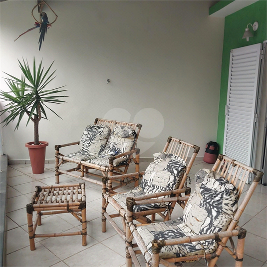 Foto REO1119338