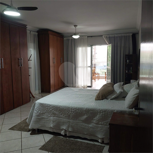 Foto REO1119338