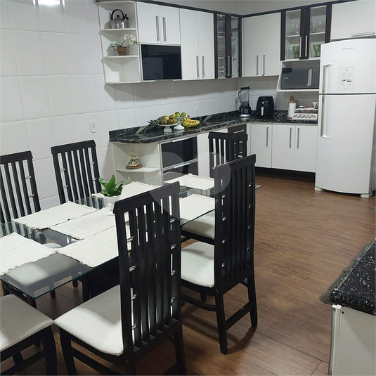 Foto REO1119338