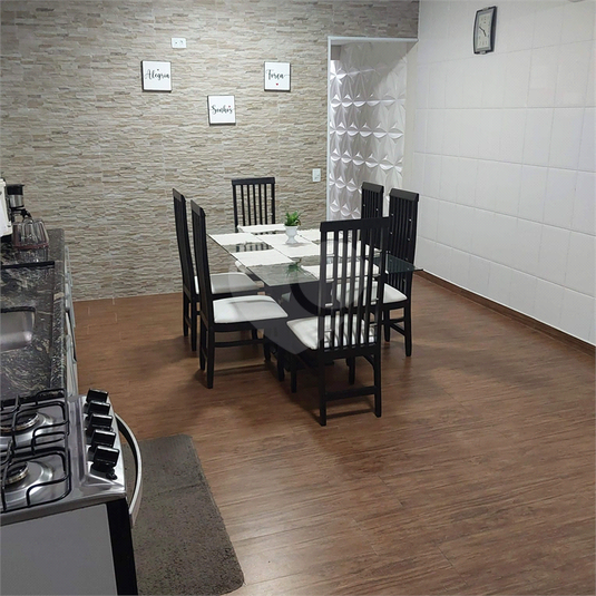 Foto REO1119338