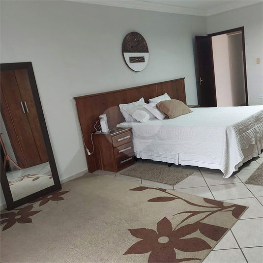 Foto REO1119338