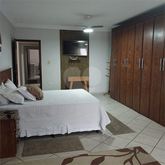 Foto REO1119338