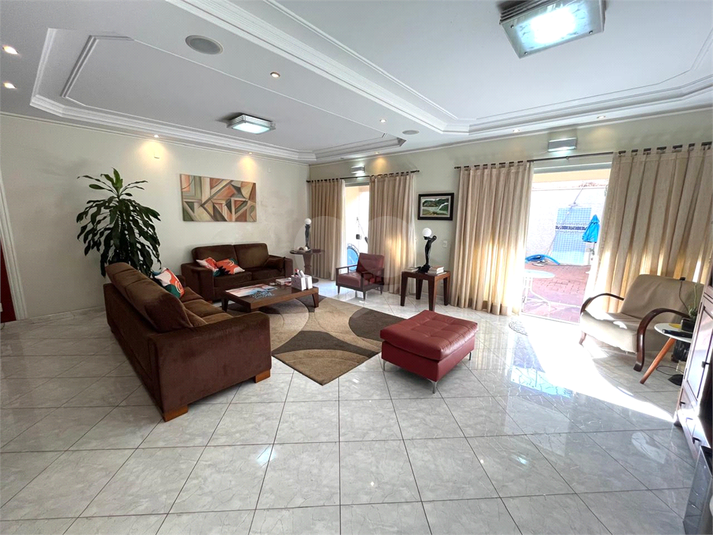 Foto REO1119339