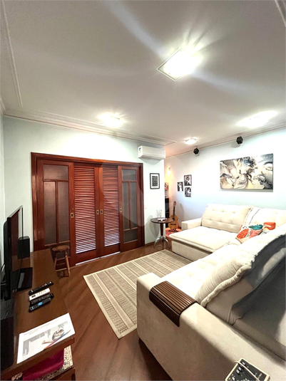 Foto REO1119339