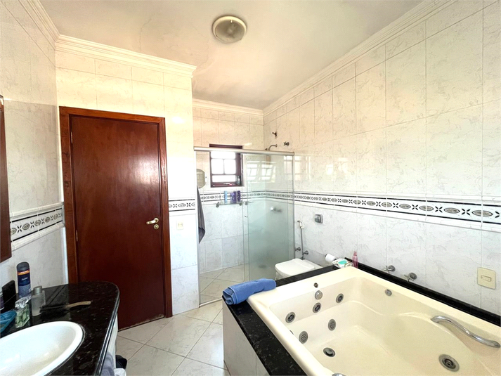 Foto REO1119339