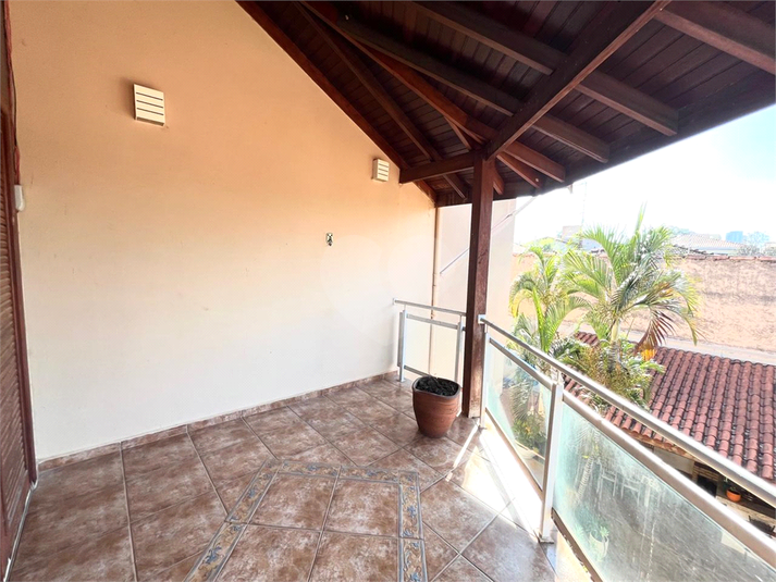 Foto REO1119339