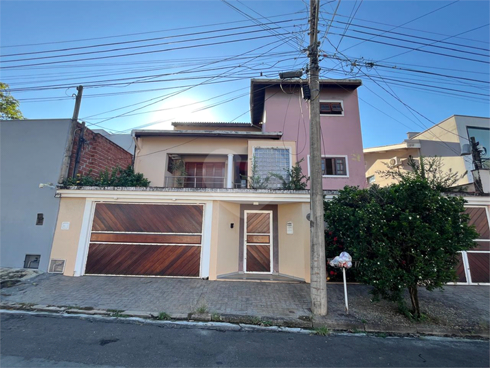 Foto REO1119339