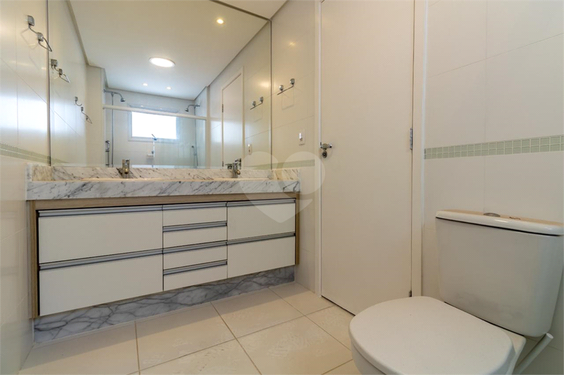 Foto REO1119340
