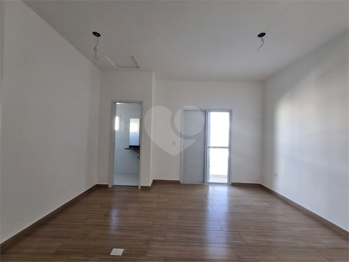 Foto REO1119349