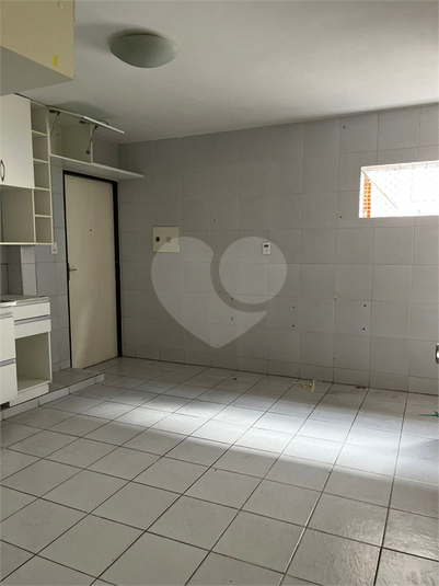Foto REO1119356