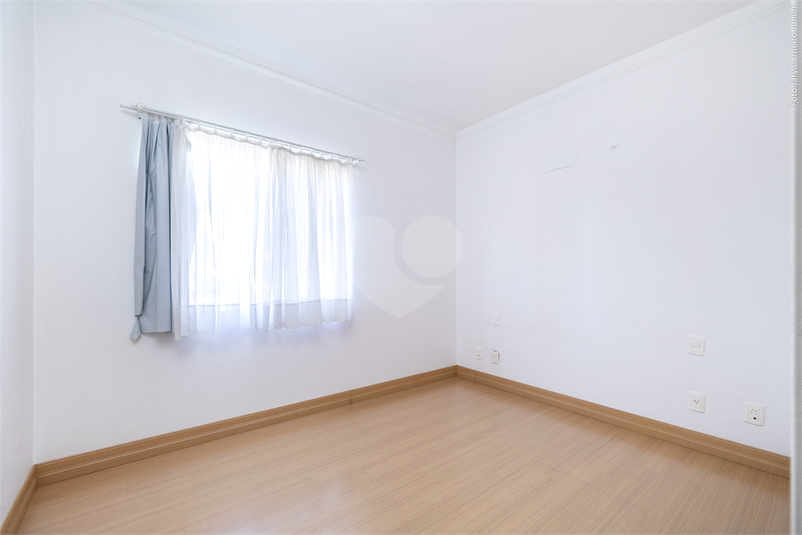 Foto REO1119358