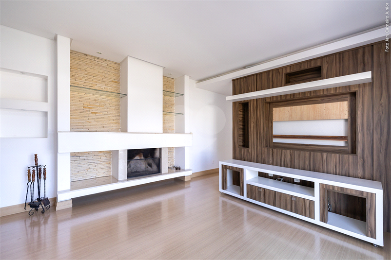 Foto REO1119358