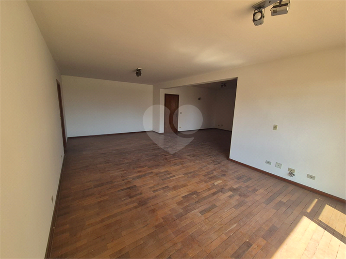 Foto REO1119360
