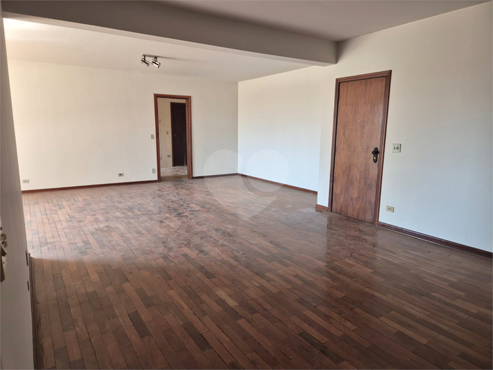 Foto REO1119360