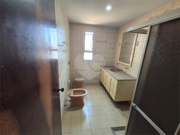Foto REO1119360