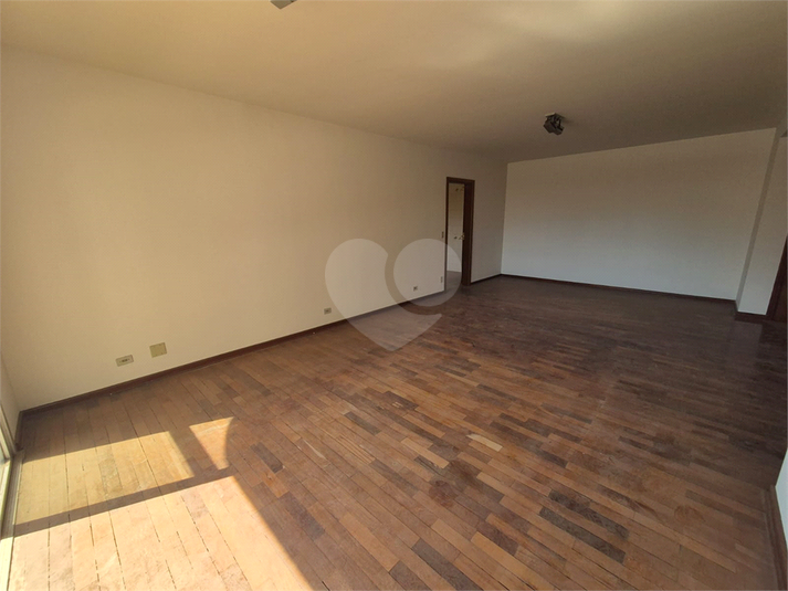 Foto REO1119360