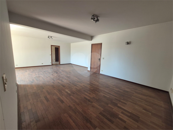 Foto REO1119360