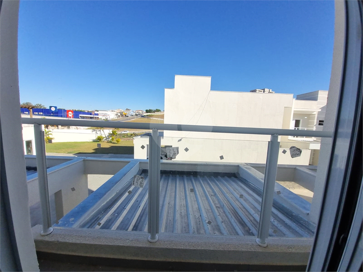 Foto REO1119365
