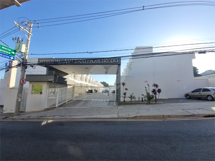 Foto REO1119365