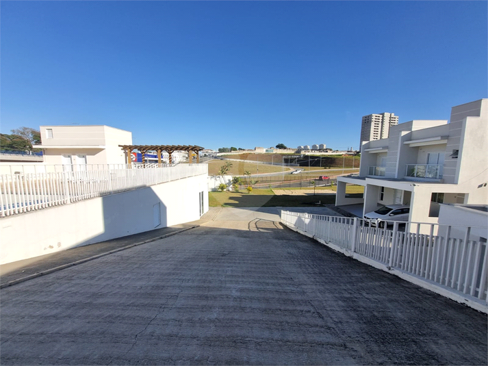 Foto REO1119365