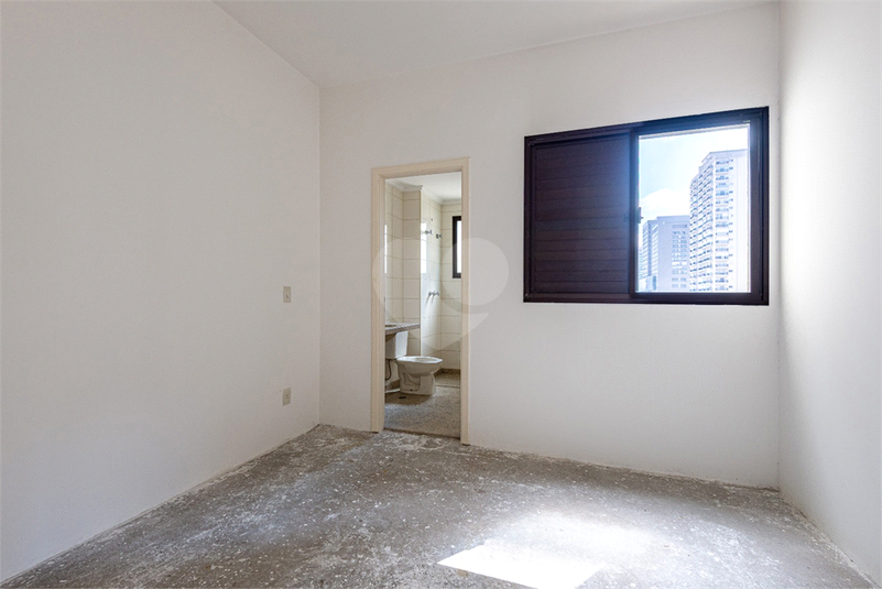 Foto REO1119368