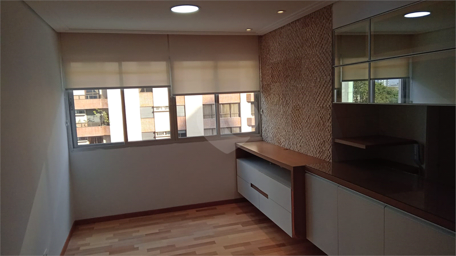 Foto REO1119372