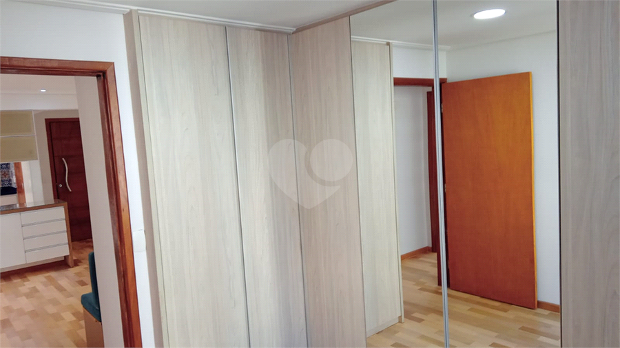 Foto REO1119372