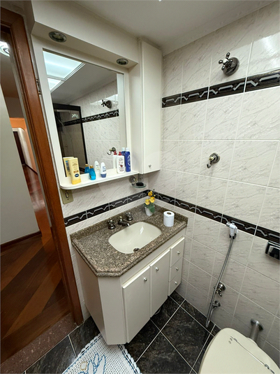 Foto REO1119380