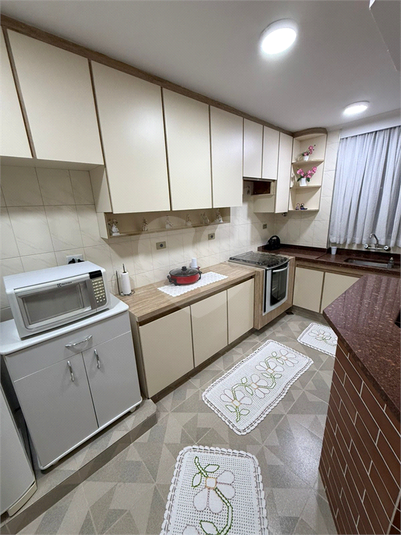 Foto REO1119380