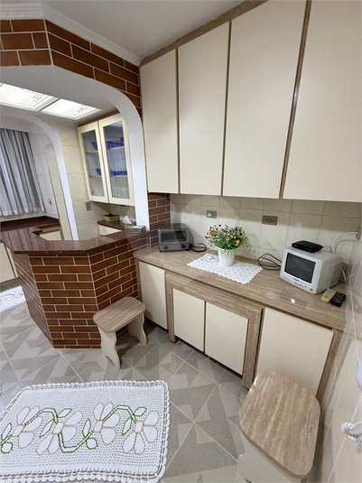 Foto REO1119380