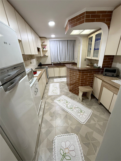 Foto REO1119380