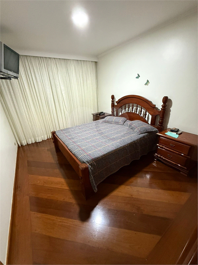 Foto REO1119380