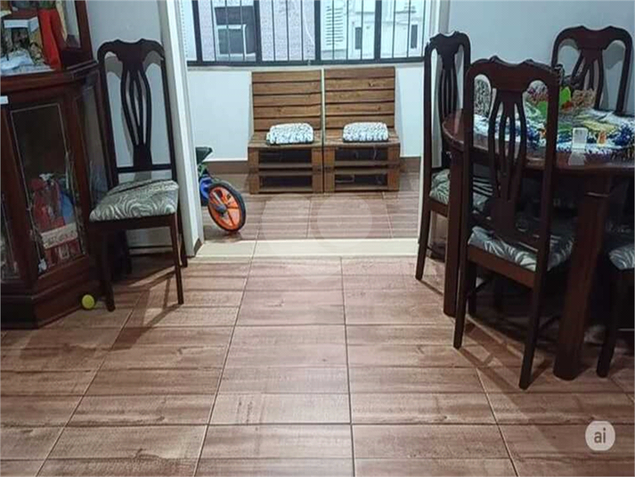 Foto REO1119381