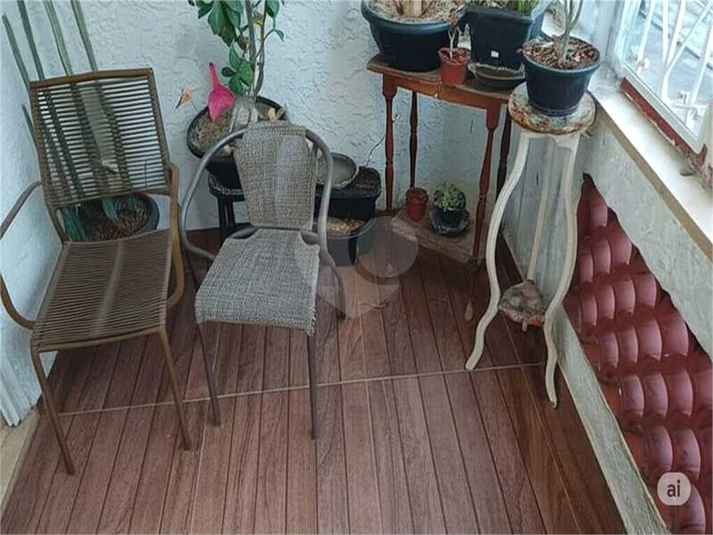 Foto REO1119381