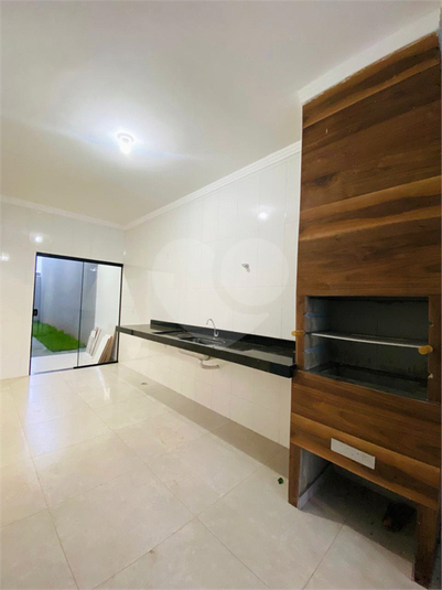 Foto REO1119387