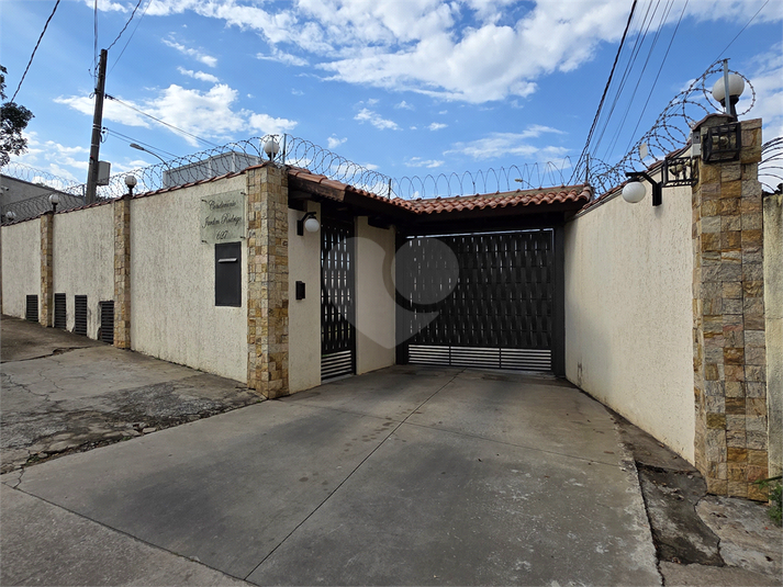 Foto REO1119389