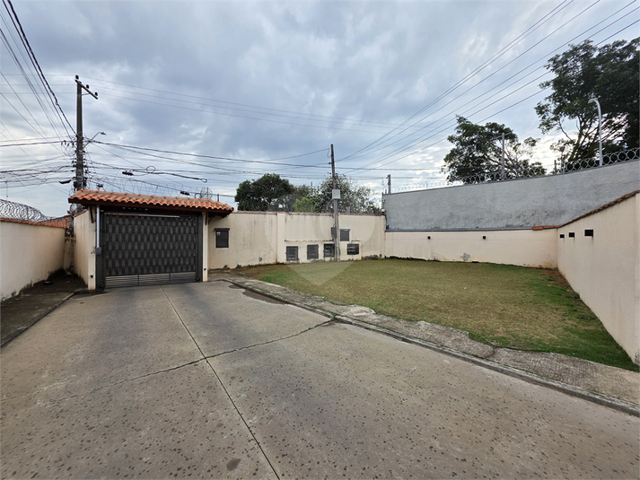 Foto REO1119389