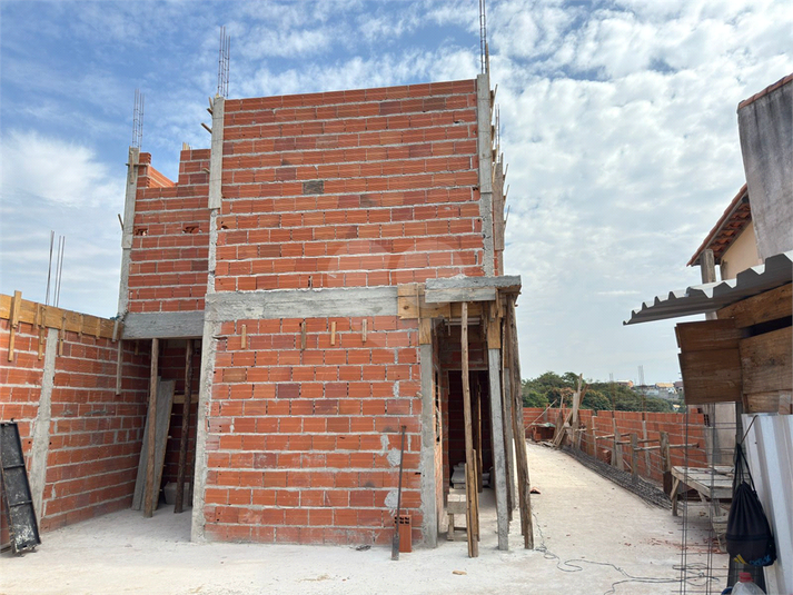 Foto REO1119393