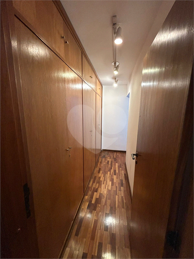 Foto REO1119404