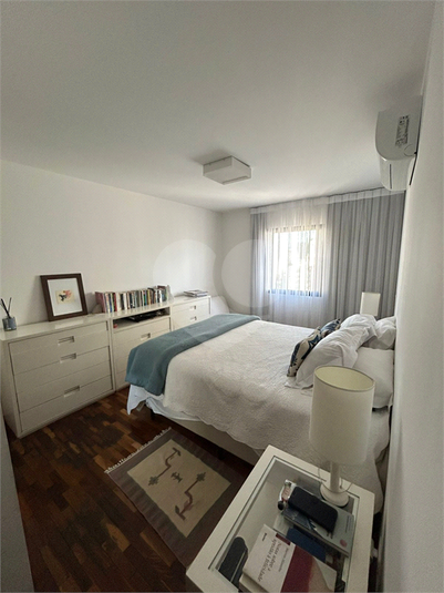 Foto REO1119404