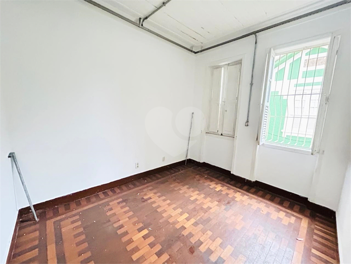 Foto REO1119435