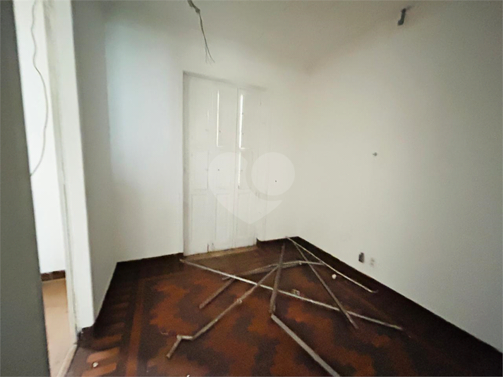 Foto REO1119435