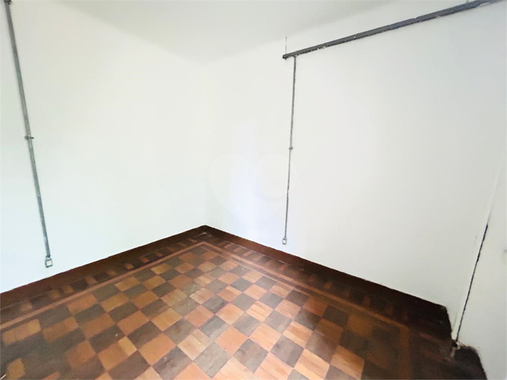 Foto REO1119435